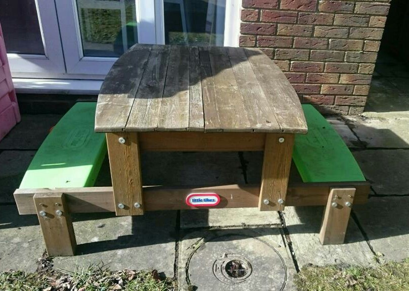 little tikes sandbox with picnic table